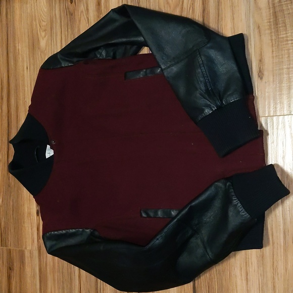Danier Blink Leather Sleeve Varsity Bomber Jacket - Picture 3 of 9